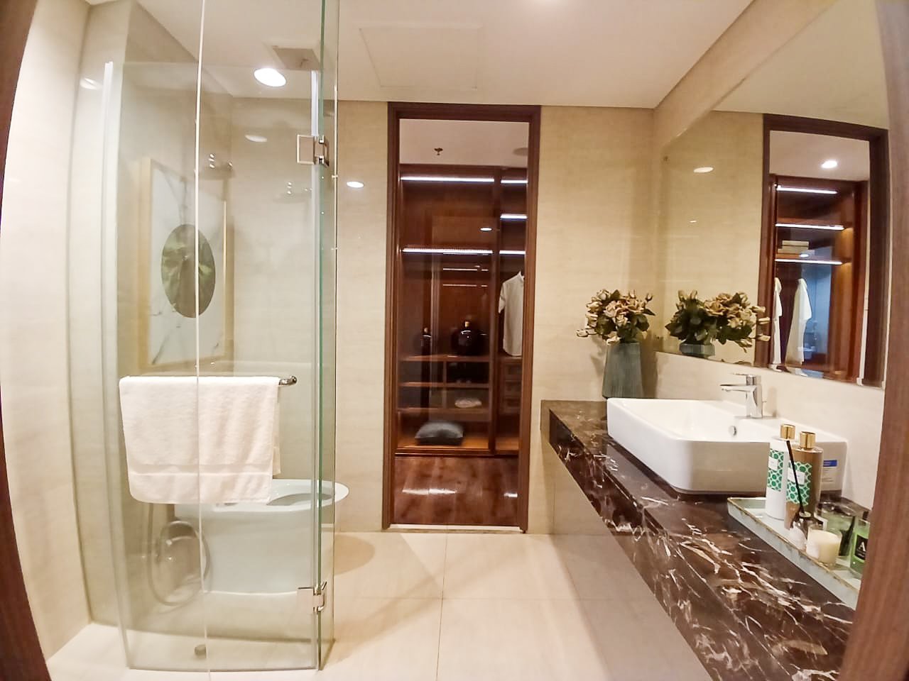 Arandra Residence