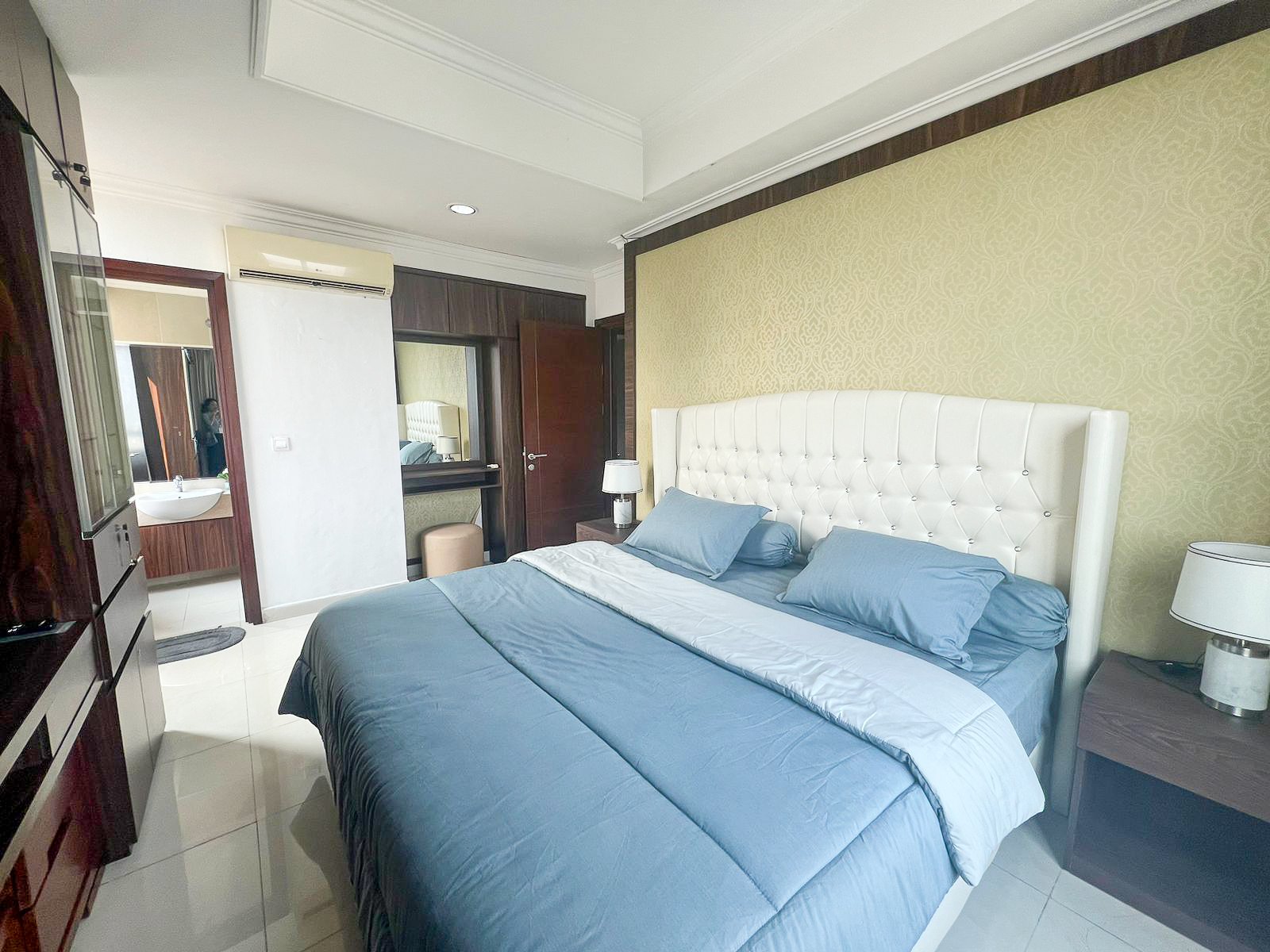 Denpasar Residence Apartment