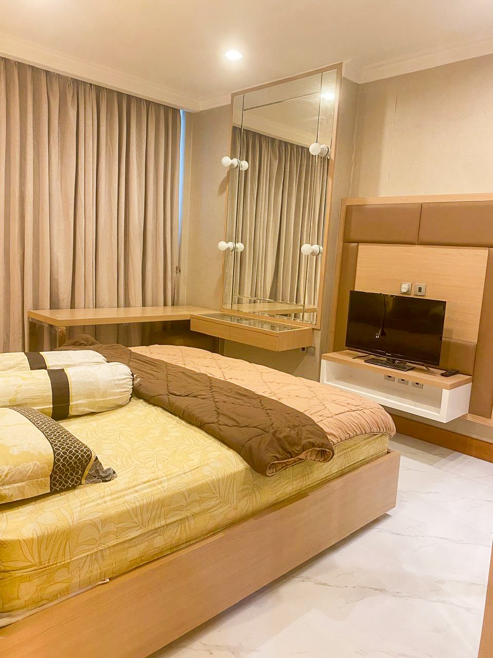 Residence 8