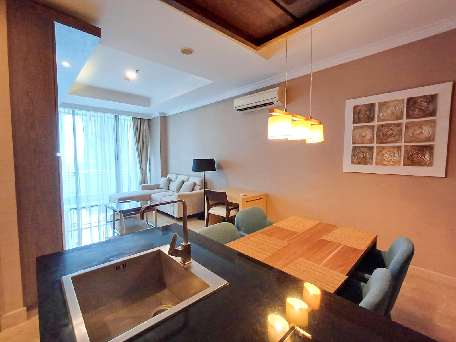 Residence 8