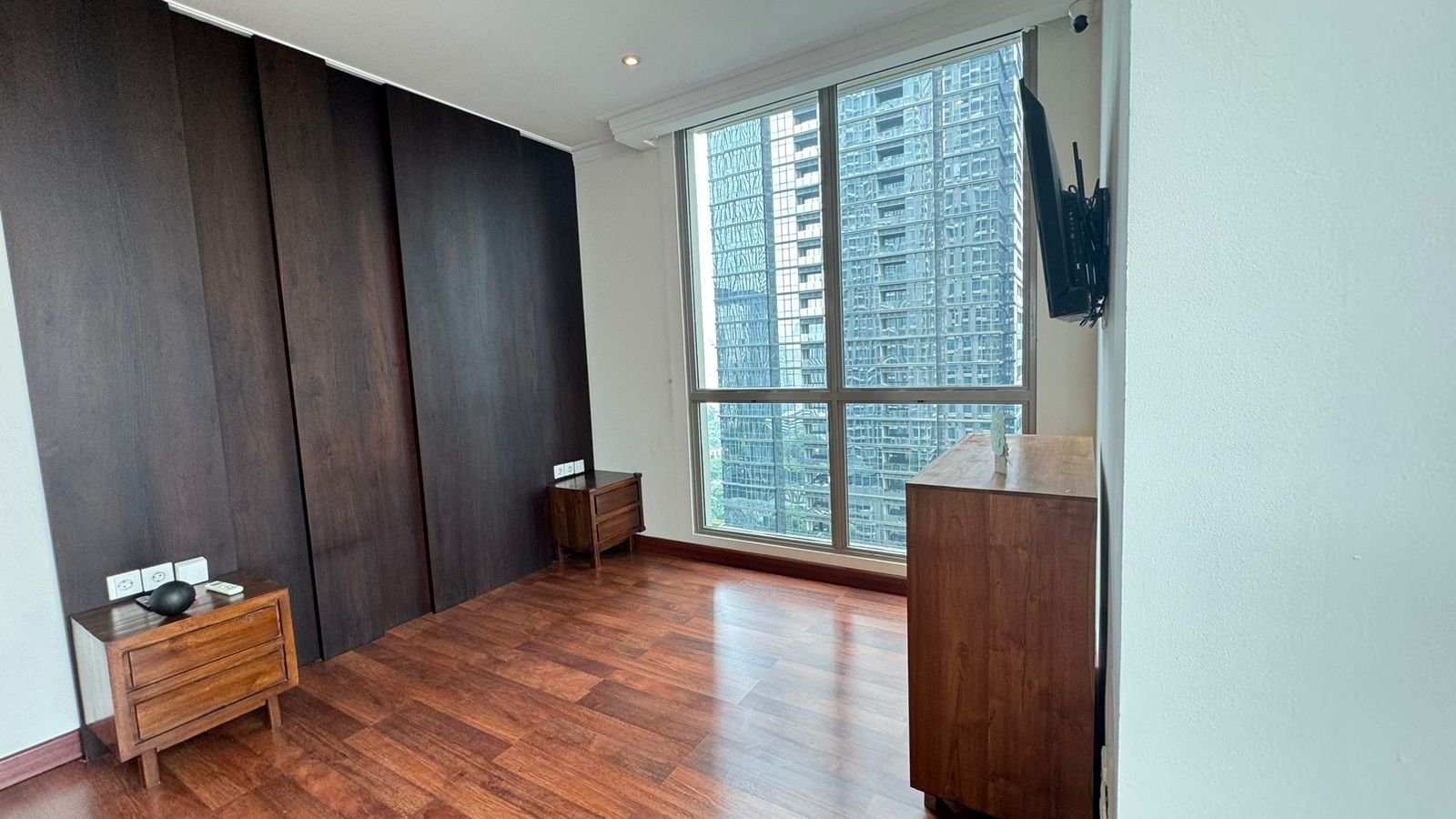 Residence 8