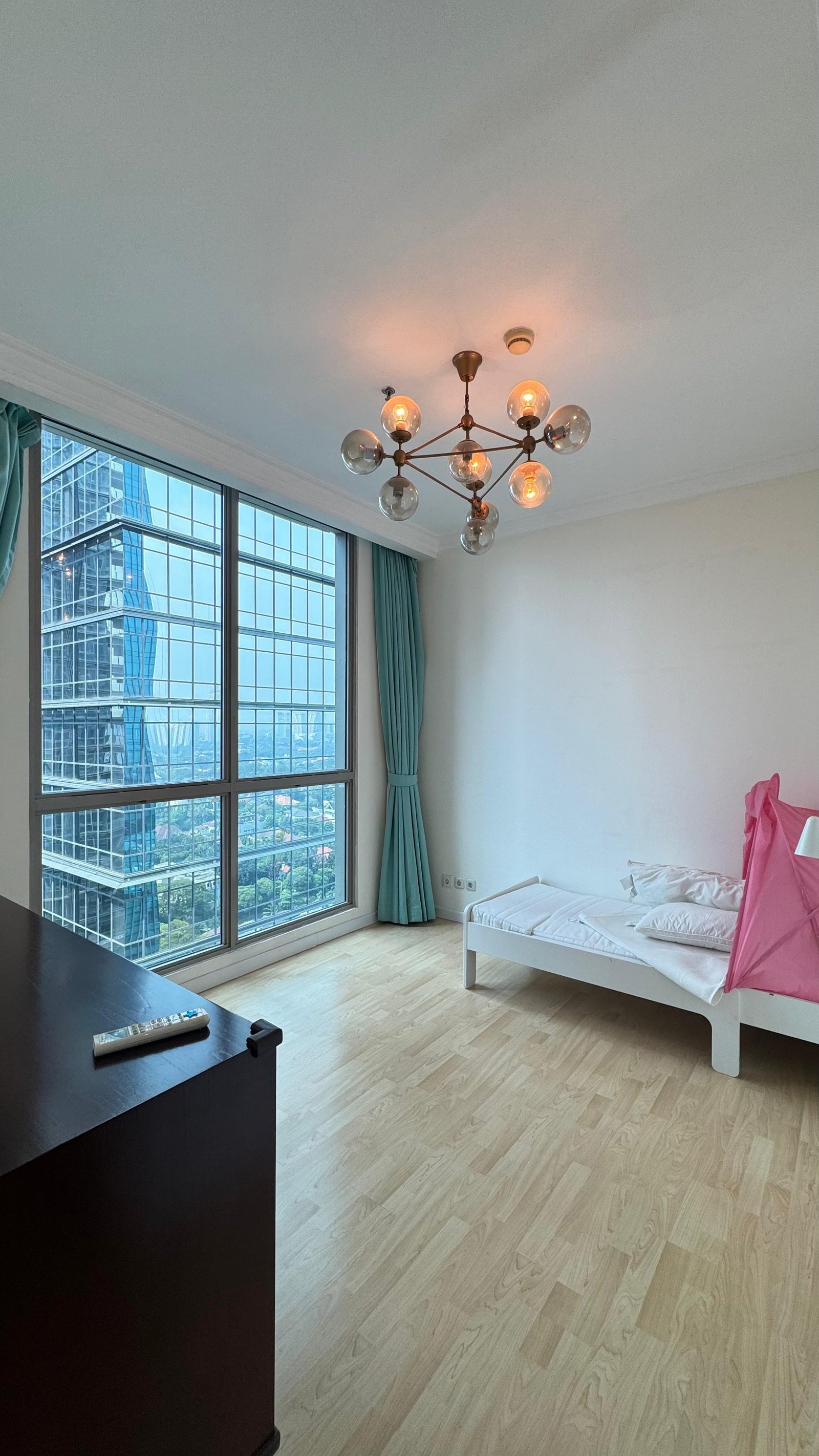 Residence 8
