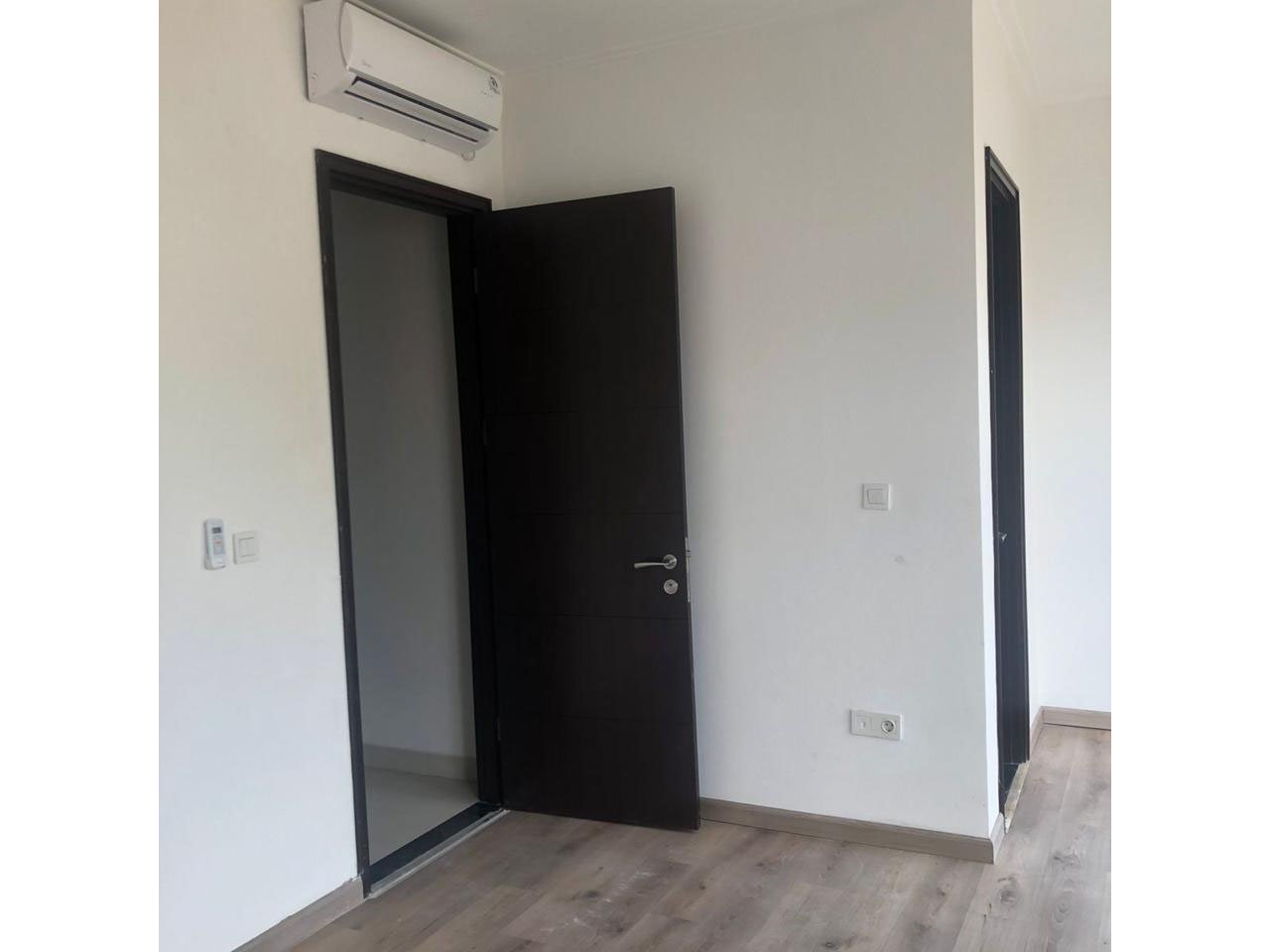 Rumah 4 Kamar PIK Jakarta
