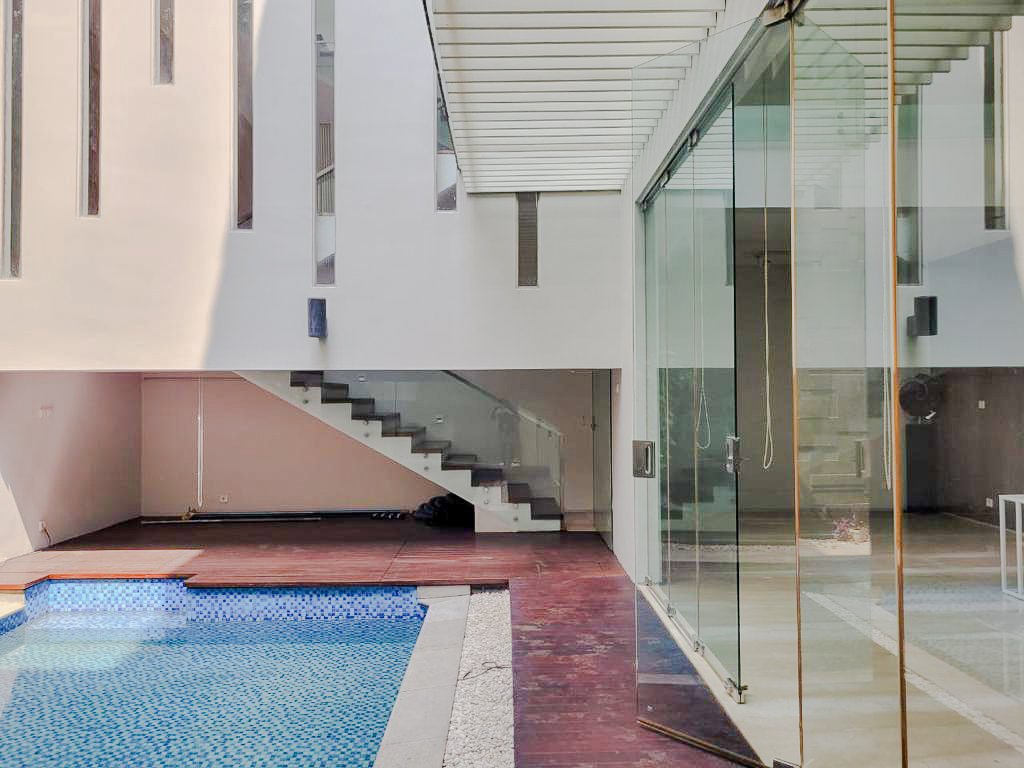 Rumah 4 Kamar Cipete Jakarta Selatan