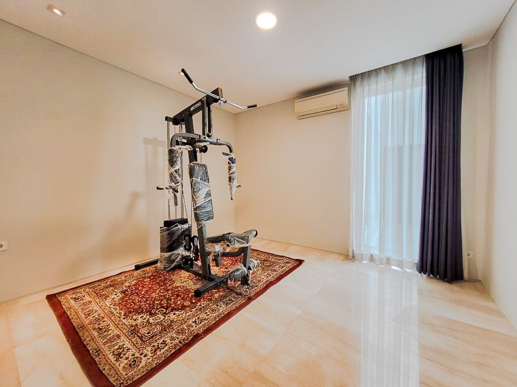 Rumah 4 Kamar Cipete Jakarta Selatan