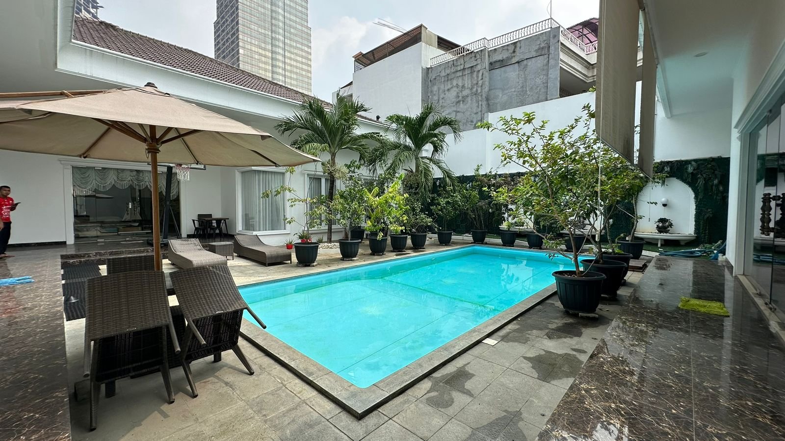 Rumah 5 Kamar Menteng, Jakarta.