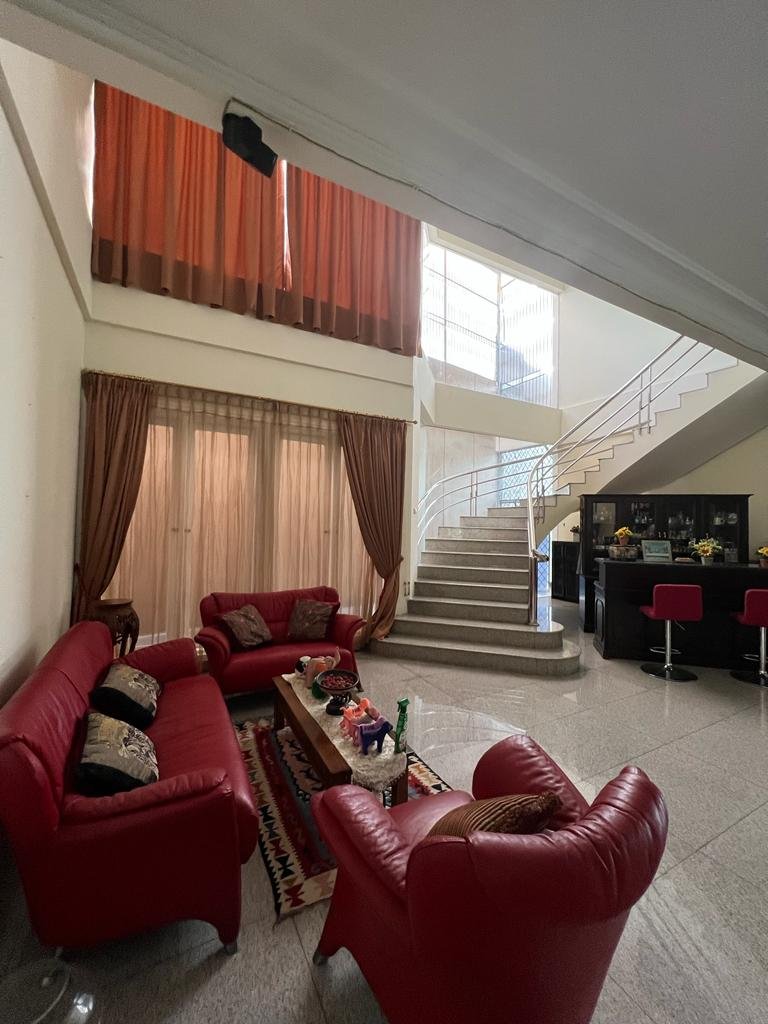 Rumah 3 Kamar Kebayoran Baru, Jakarta.
