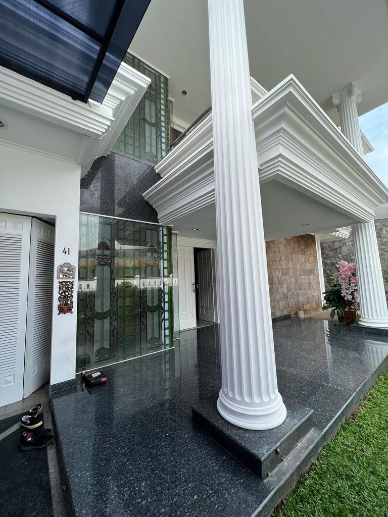Rumah 3 Kamar Kebayoran Baru, Jakarta.