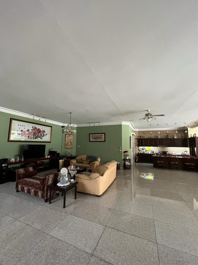 Rumah 3 Kamar Kebayoran Baru, Jakarta.