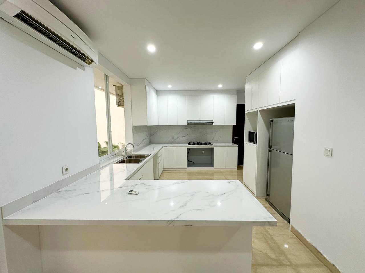 Rumah 5 Kamar Kuningan Jakarta Selatan
