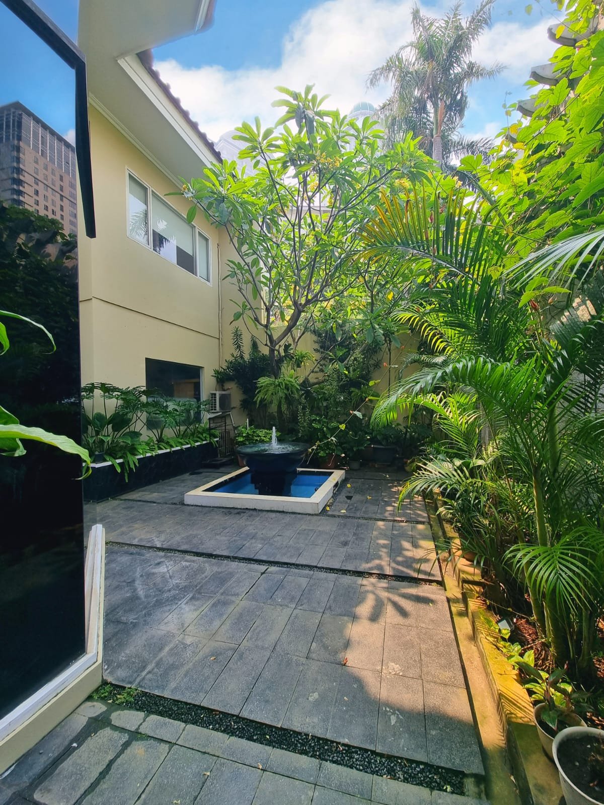 Rumah 4 Kamar Permata Hijau, Jakarta