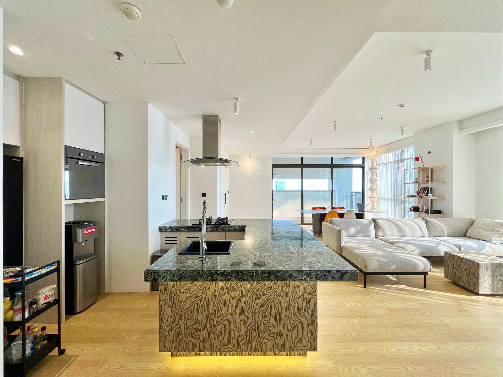 Senopati suites