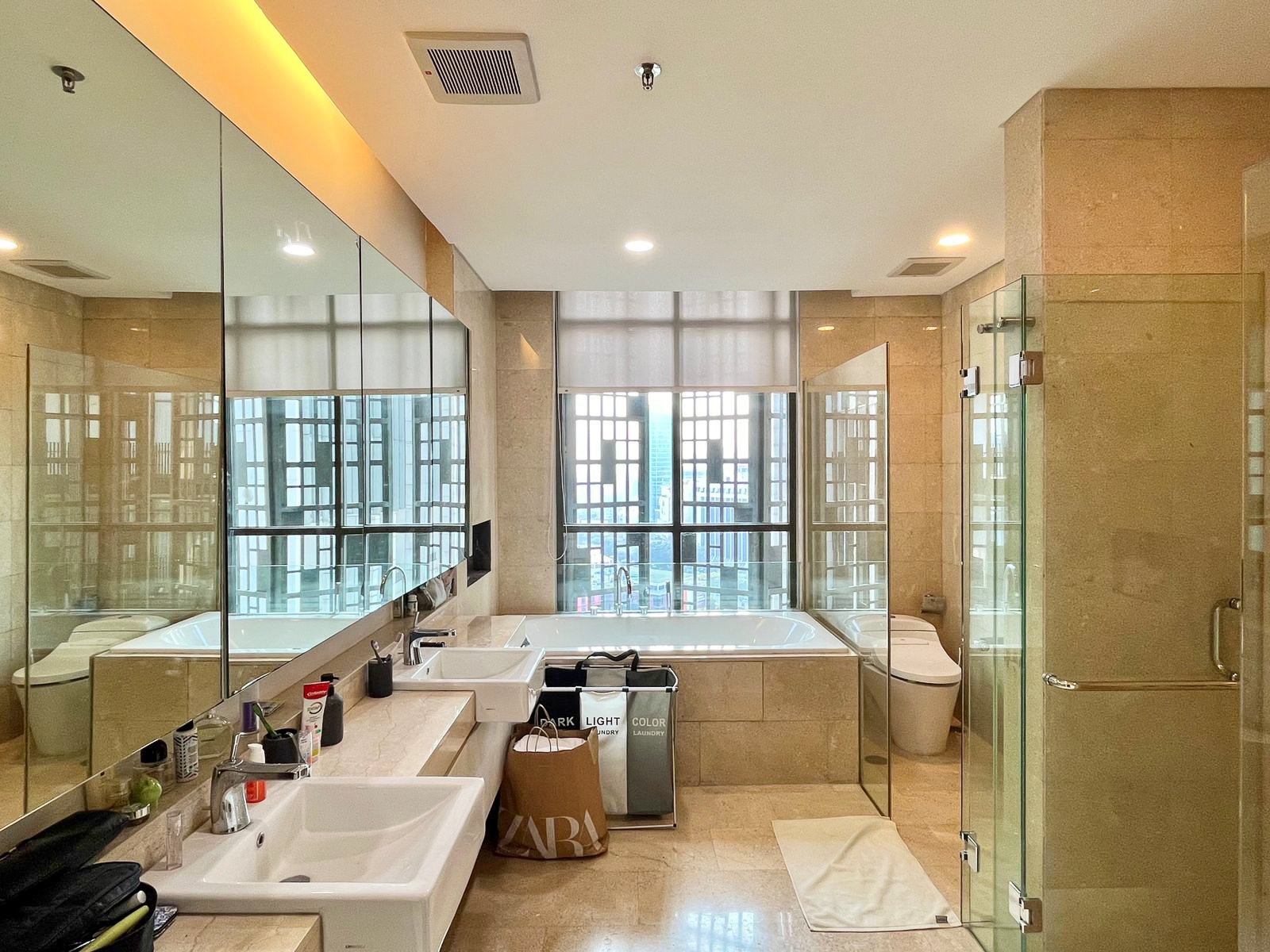 Senopati suites