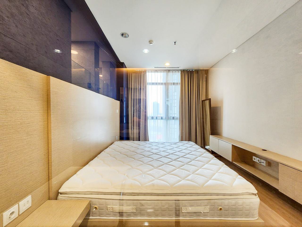 Senopati Suites