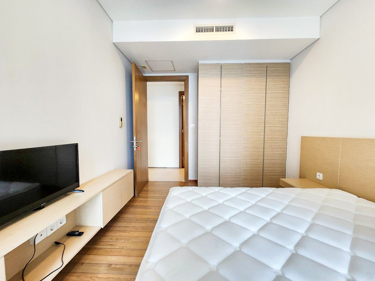 Senopati Suites