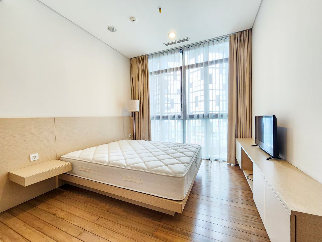 Senopati Suites