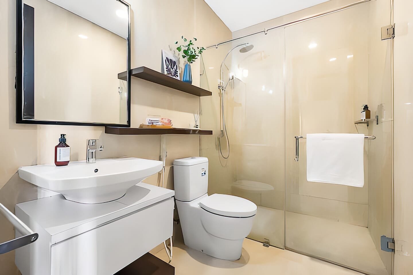 Sudirman Suites