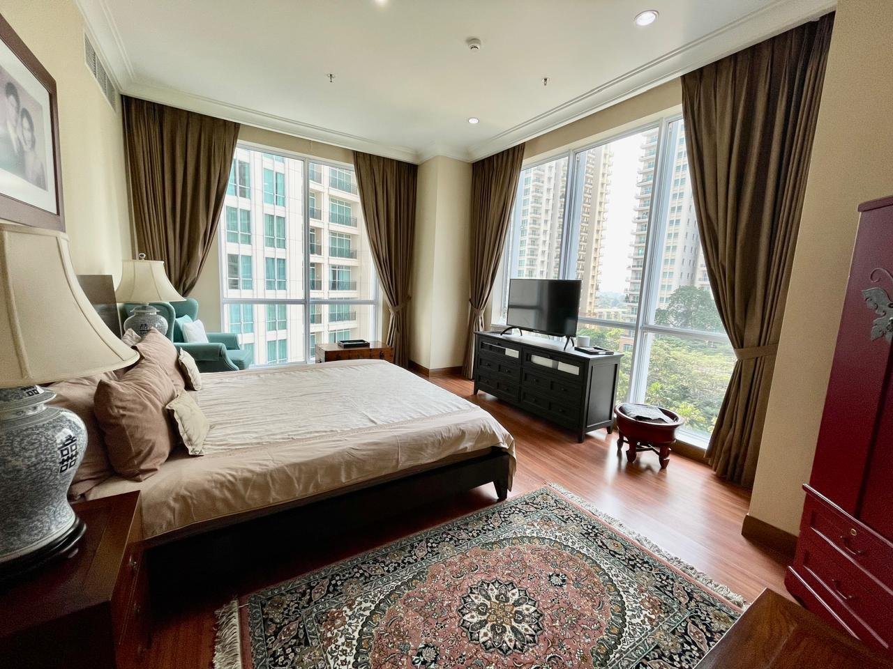 The Pakubuwono view